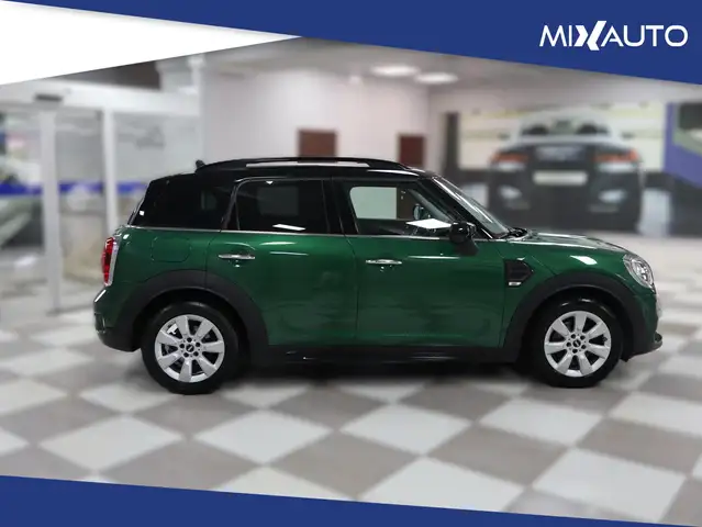 Mini Countryman view 3
