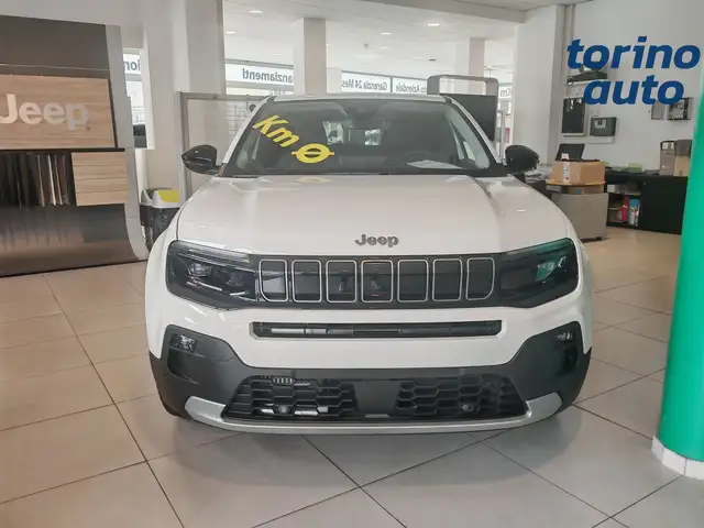 Jeep Avenger view 2