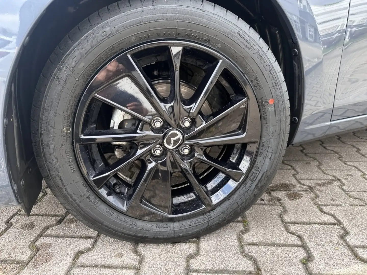 Mazda 2 1.5 SKYACTIV-G 90 M-Hybrid EU6d Homura SHZ PDC KAM Gris - 2