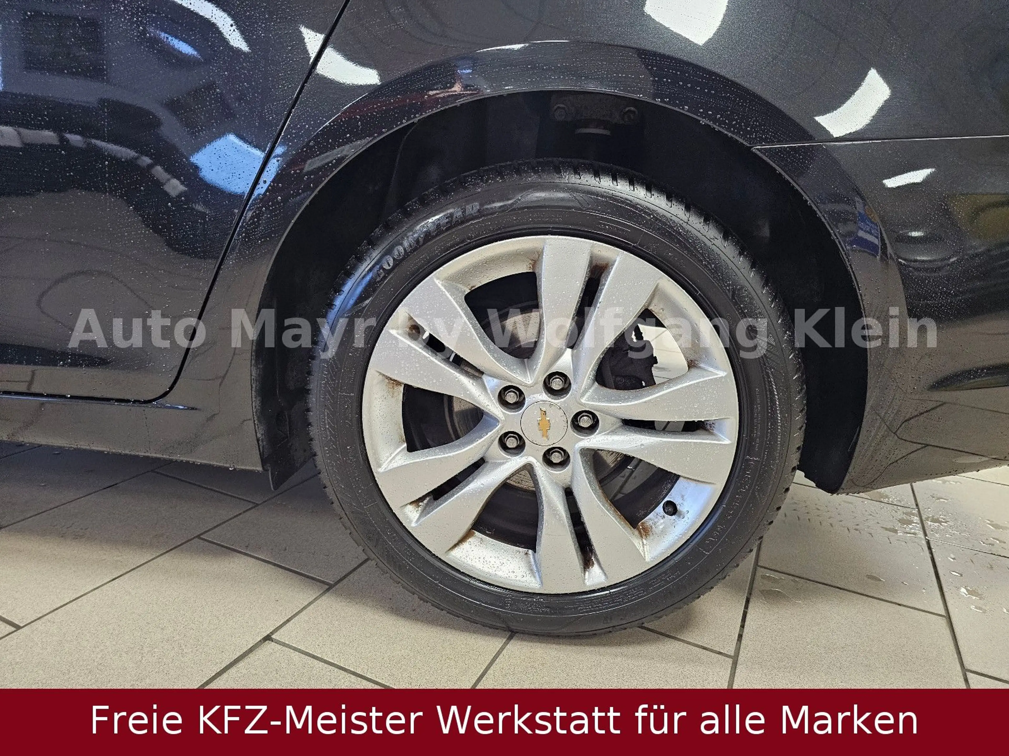 Chevrolet Cruze Station Wagon 1.4 LTZ Leder Navi 1.Hd. — photo 11