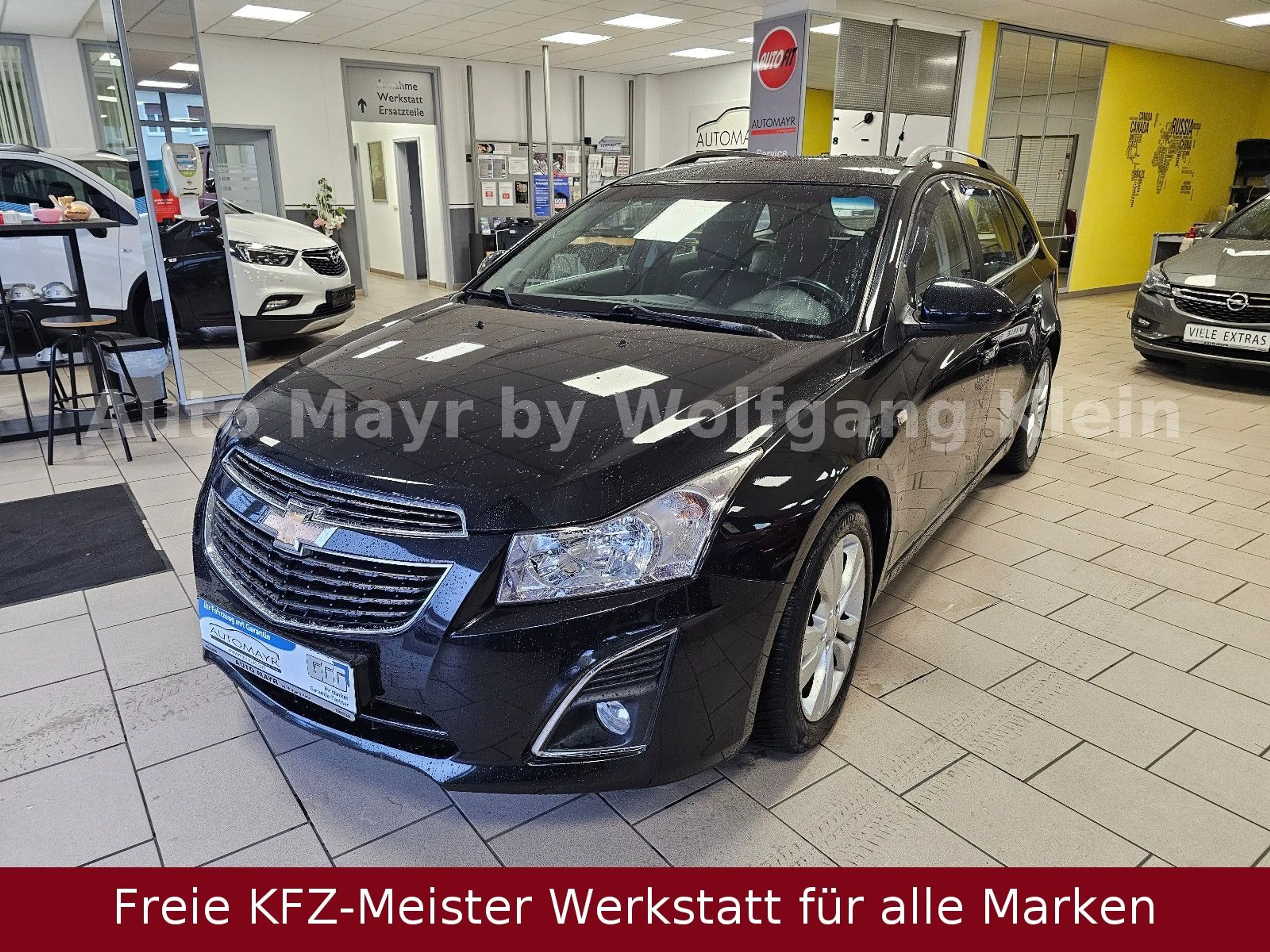 Chevrolet Cruze Station Wagon 1.4 LTZ Leder Navi 1.Hd. — photo 2