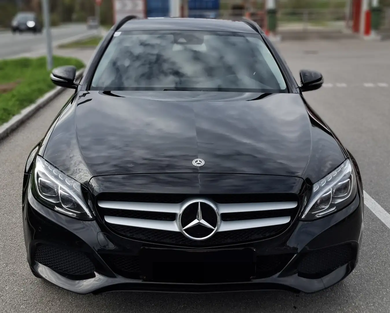 Mercedes-Benz 220 C 220 d T Aut. Kombi / Family Van - 1