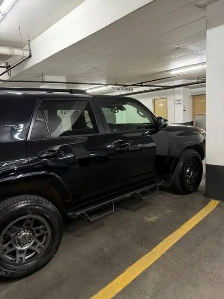 Toyota 4-Runner photo Toyota 4-Runner