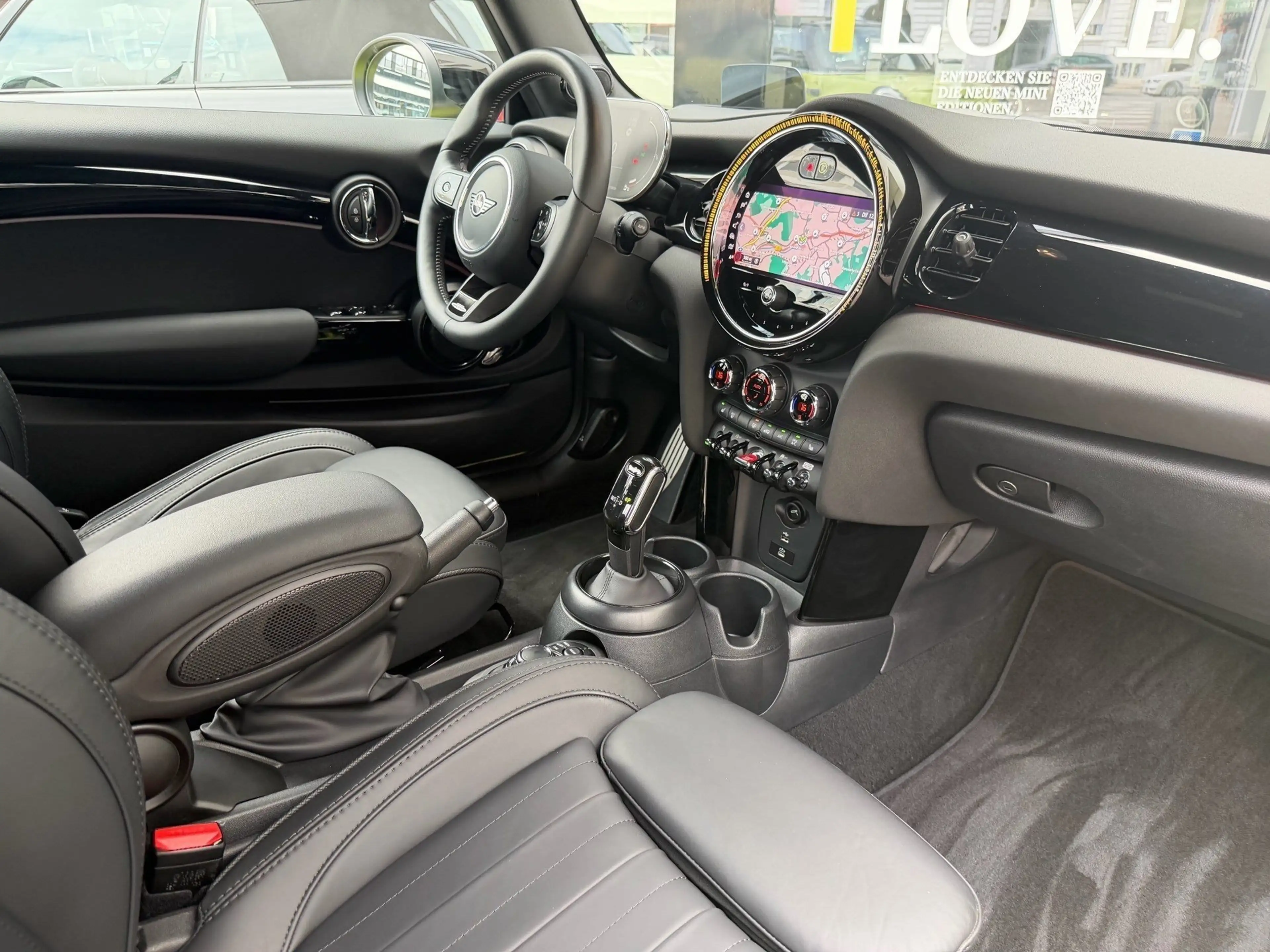 MINI Cooper S Cabrio Cooper S Cabrio HUD RFK NAVI LED Sound Syst. LM — photo 12