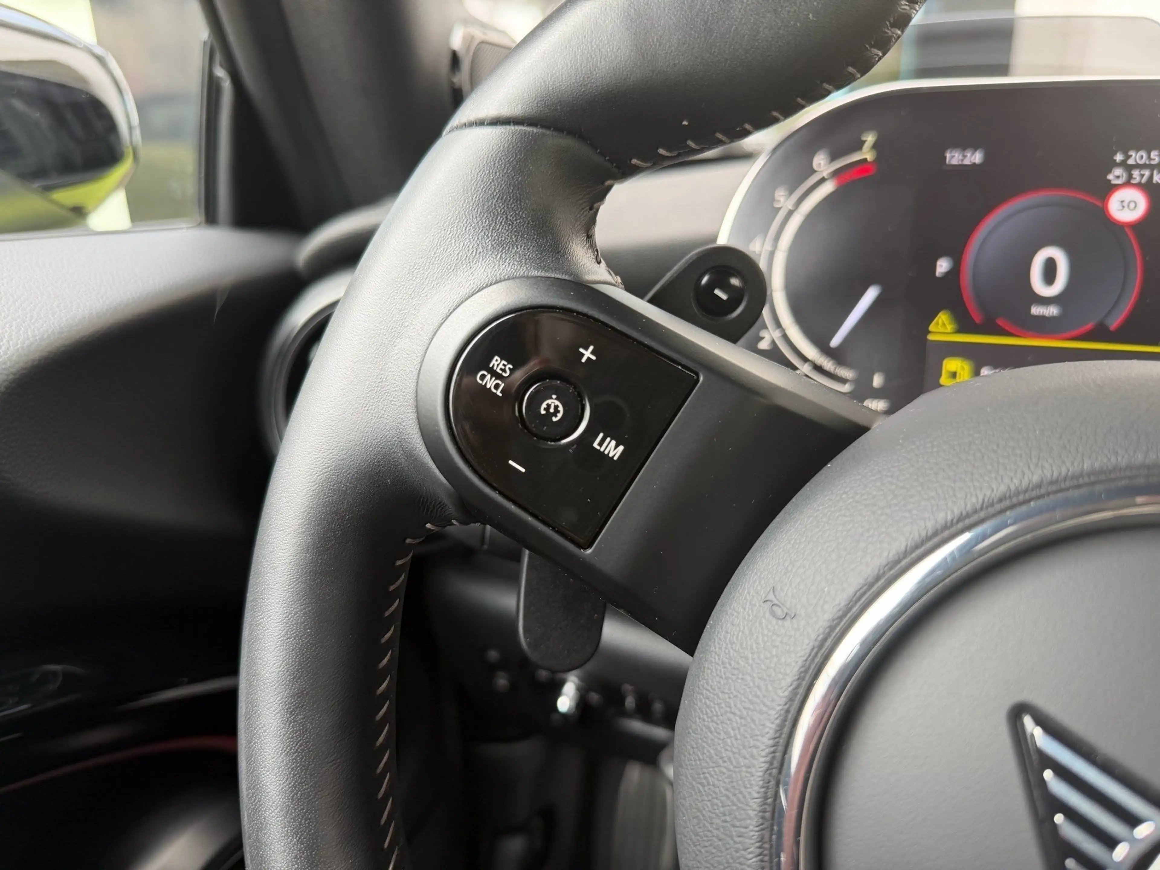 MINI Cooper S Cabrio Cooper S Cabrio HUD RFK NAVI LED Sound Syst. LM — photo 7