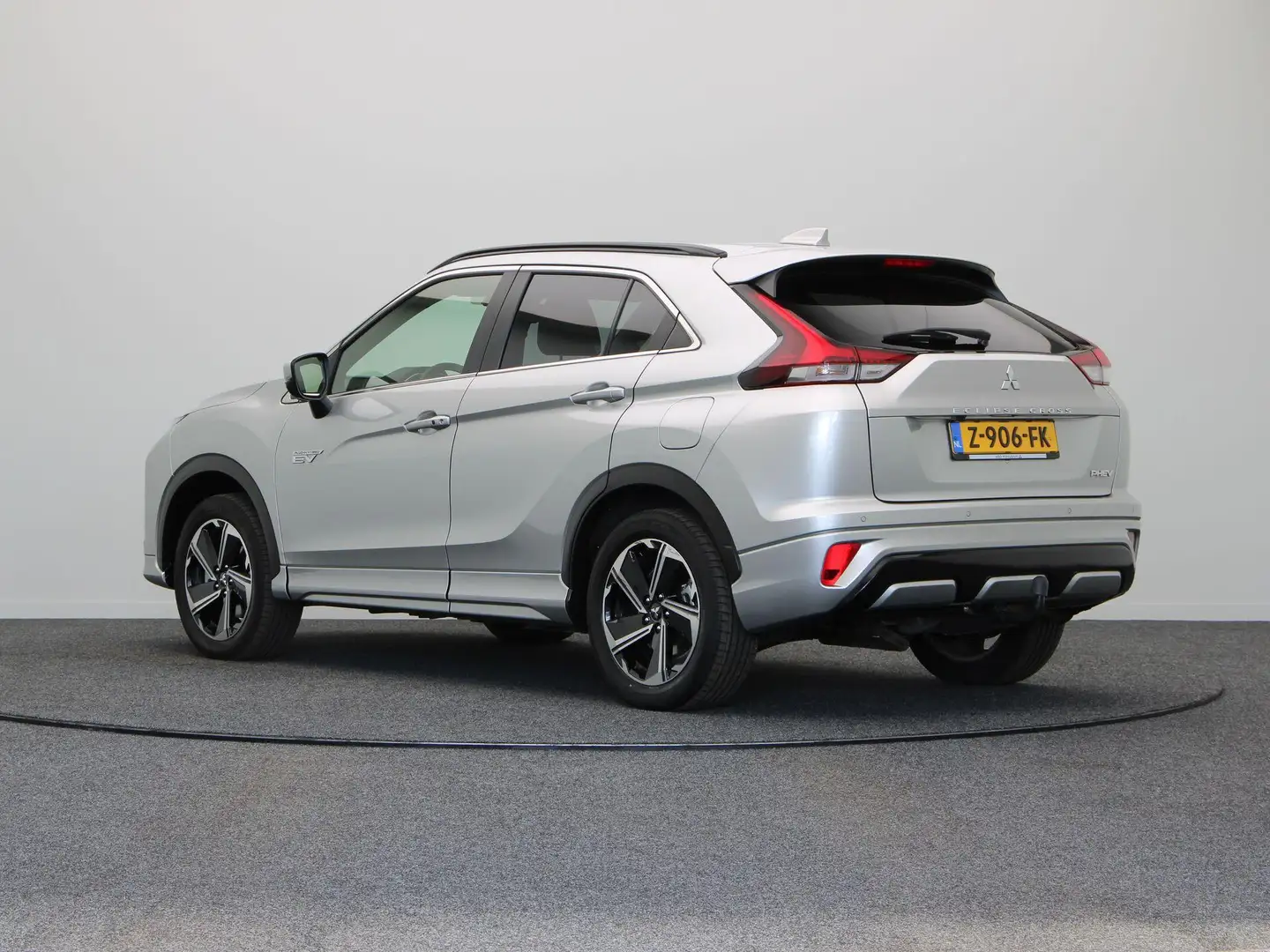 Mitsubishi Eclipse Cross 2.4 PHEV Business Executive | Afn. Trekhaak | Acht Grau - 2