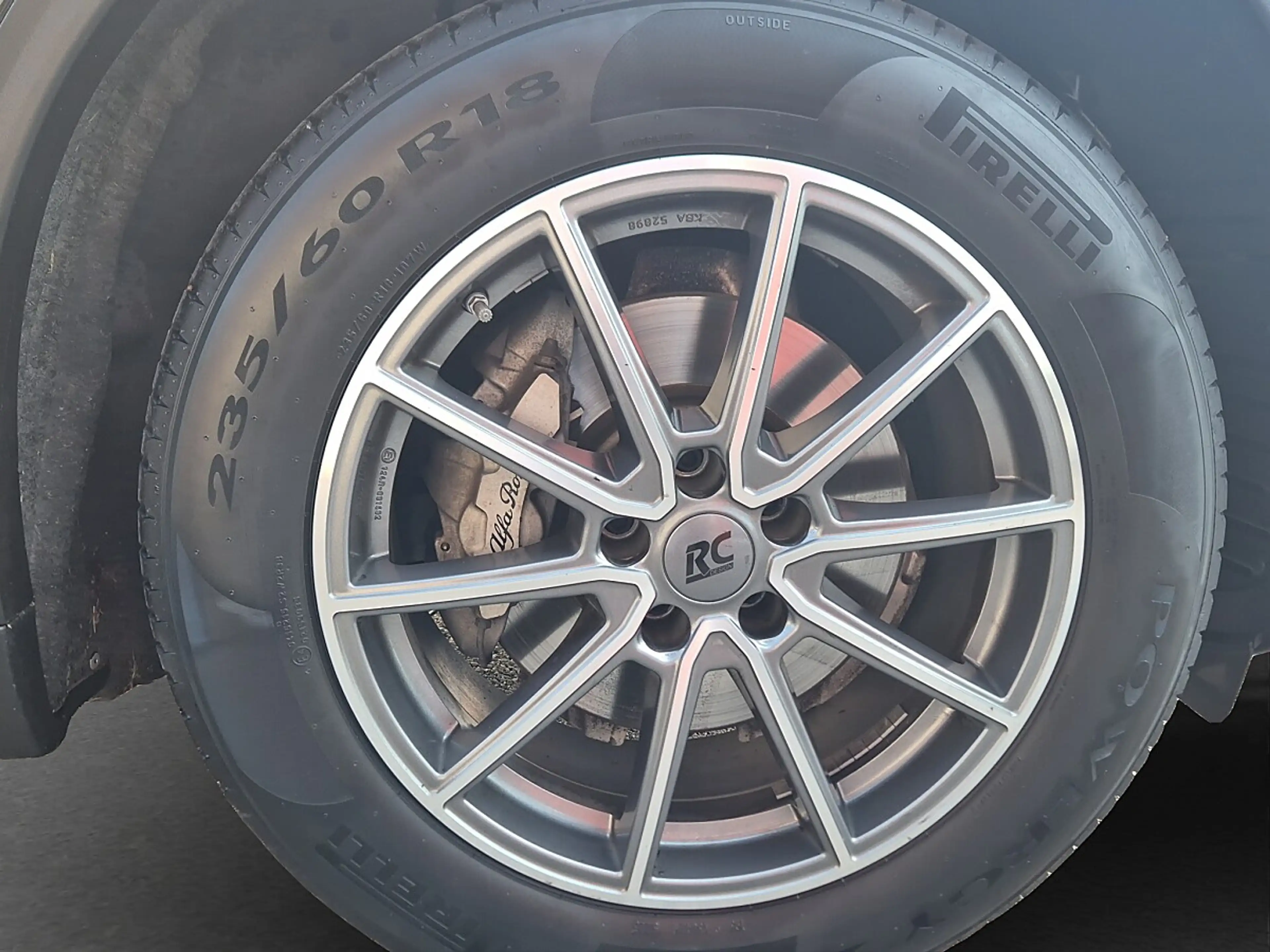 Alfa Romeo Stelvio Magnifica 2,2 ATX AWD — photo 5