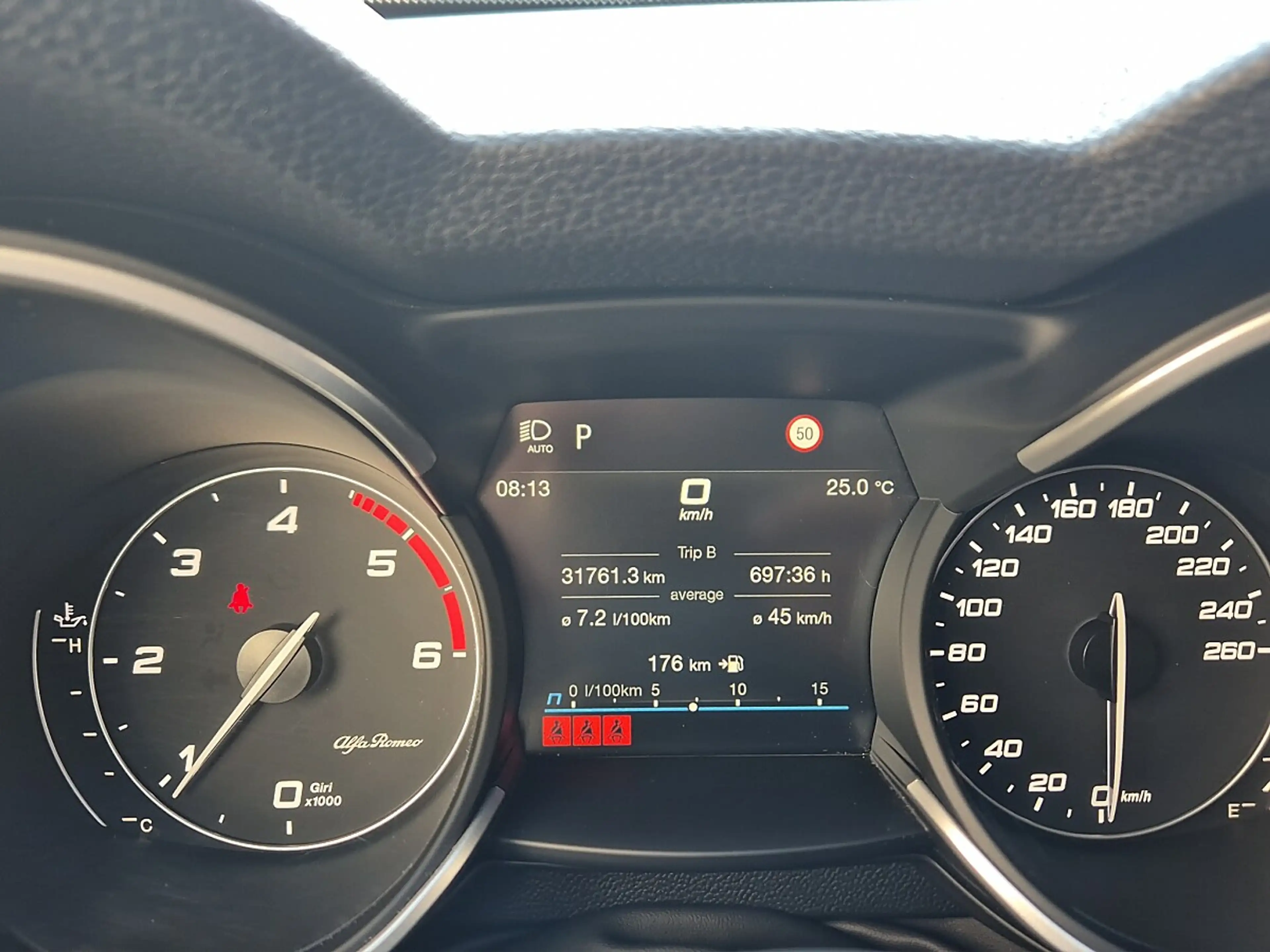 Alfa Romeo Stelvio Magnifica 2,2 ATX AWD — photo 8