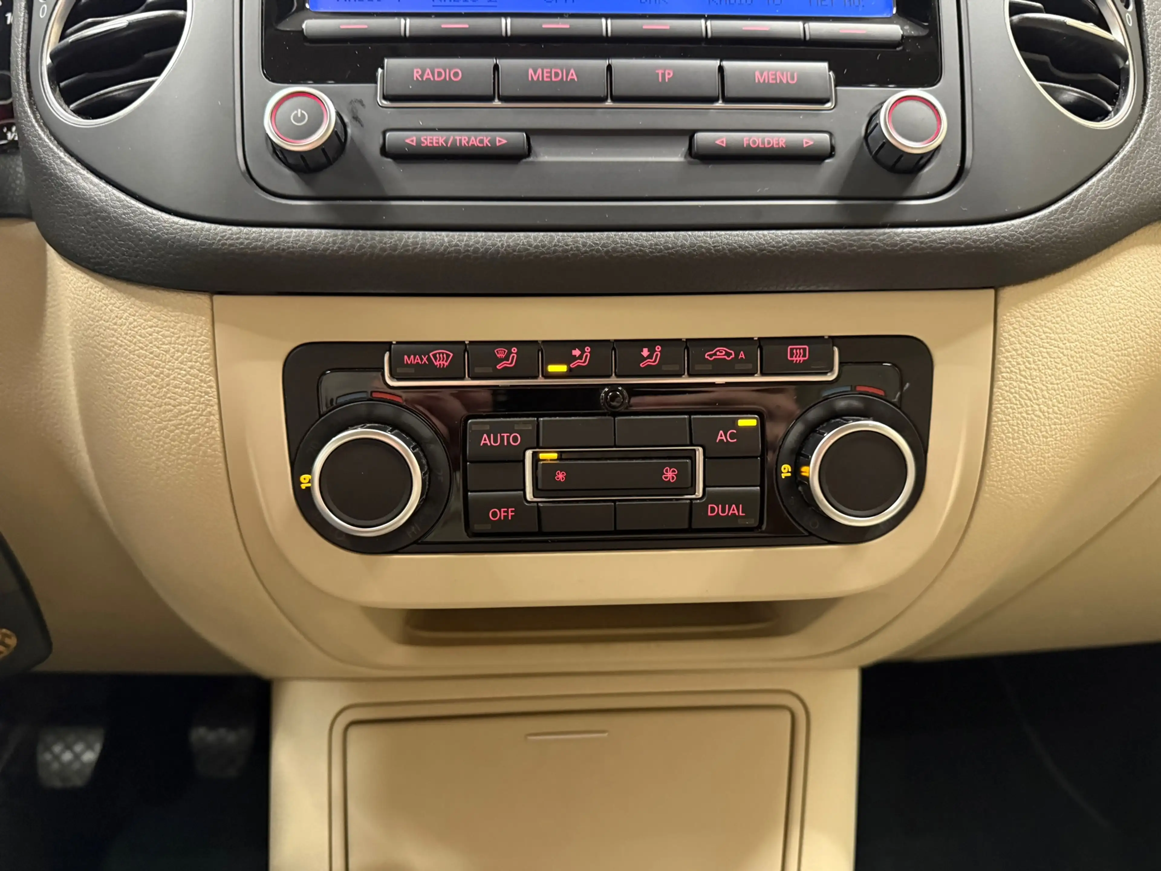Volkswagen Golf Plus 1.4 TSI Highline * Trekhaak / Parkeersensoren / Cr — photo 19