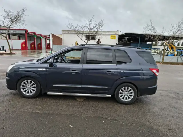 SsangYong Rodius 2.0e-Xdi Premium