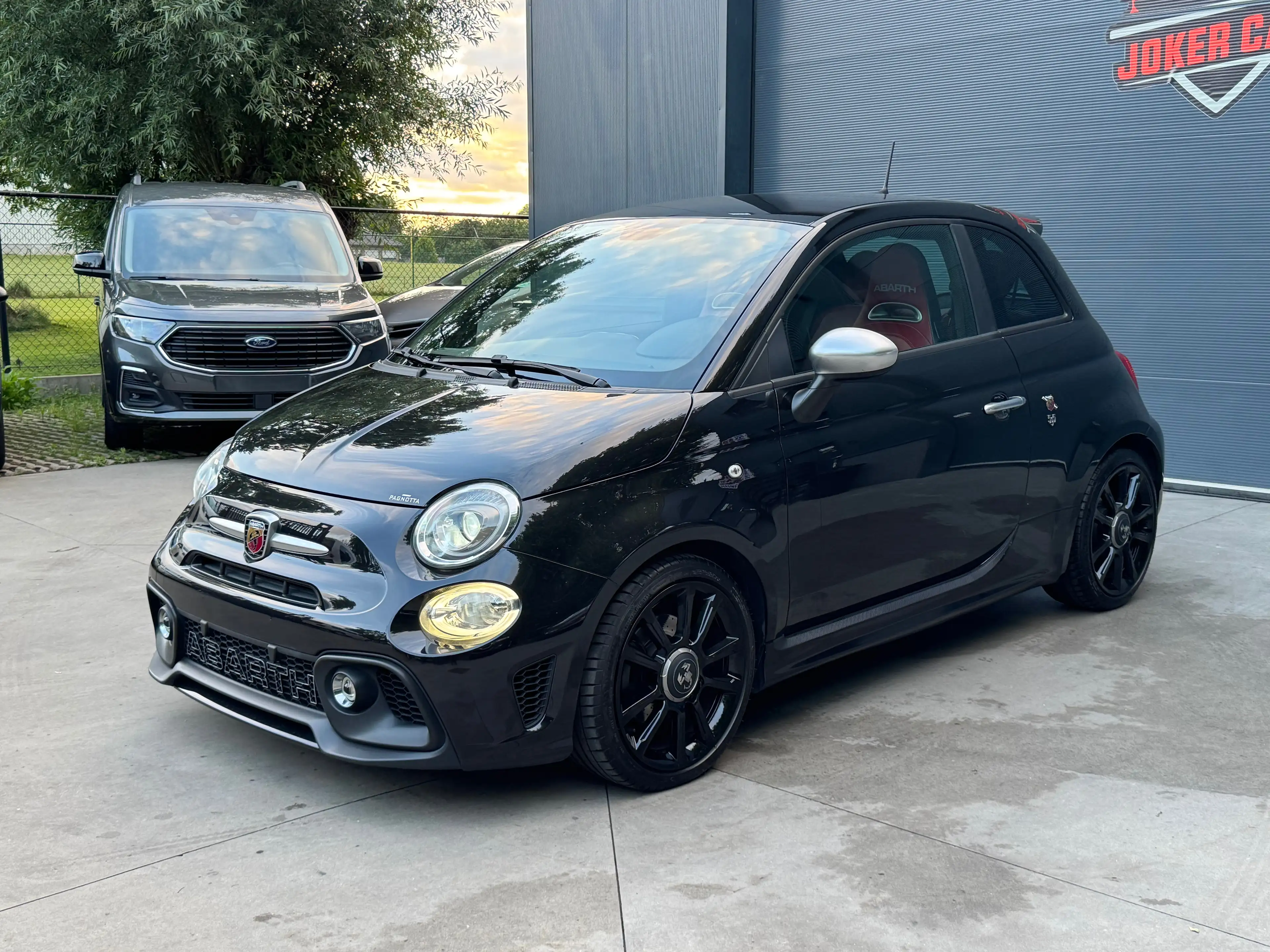 Abarth 595 Turismo 1.4 T-Jet Turismo CarPlay — photo 2
