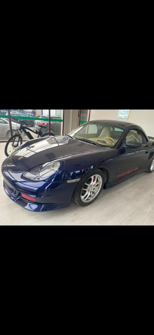Porsche Boxster - 1