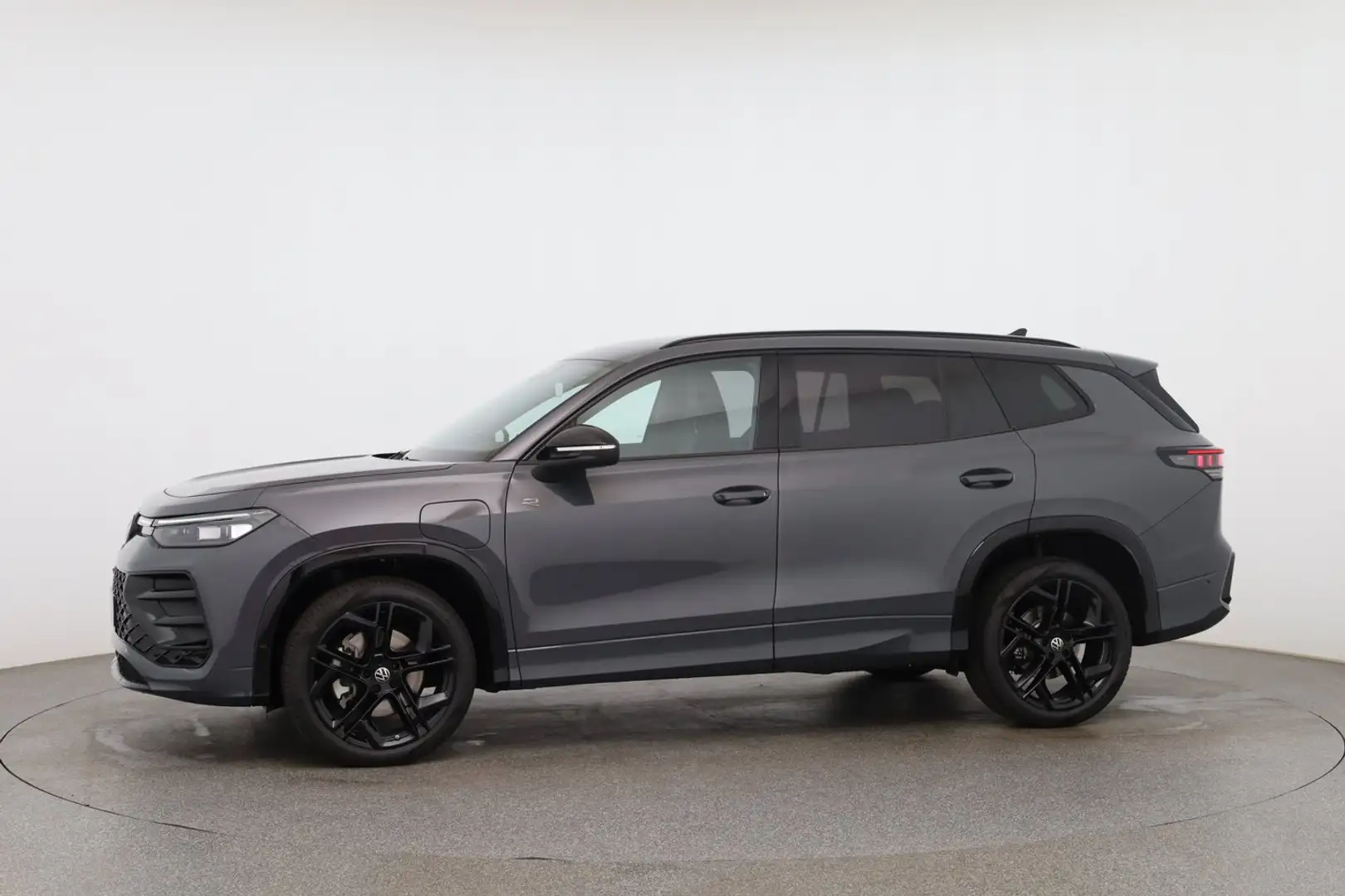 Volkswagen Tayron Sport eHybrid DSG 200kW Grau - 2