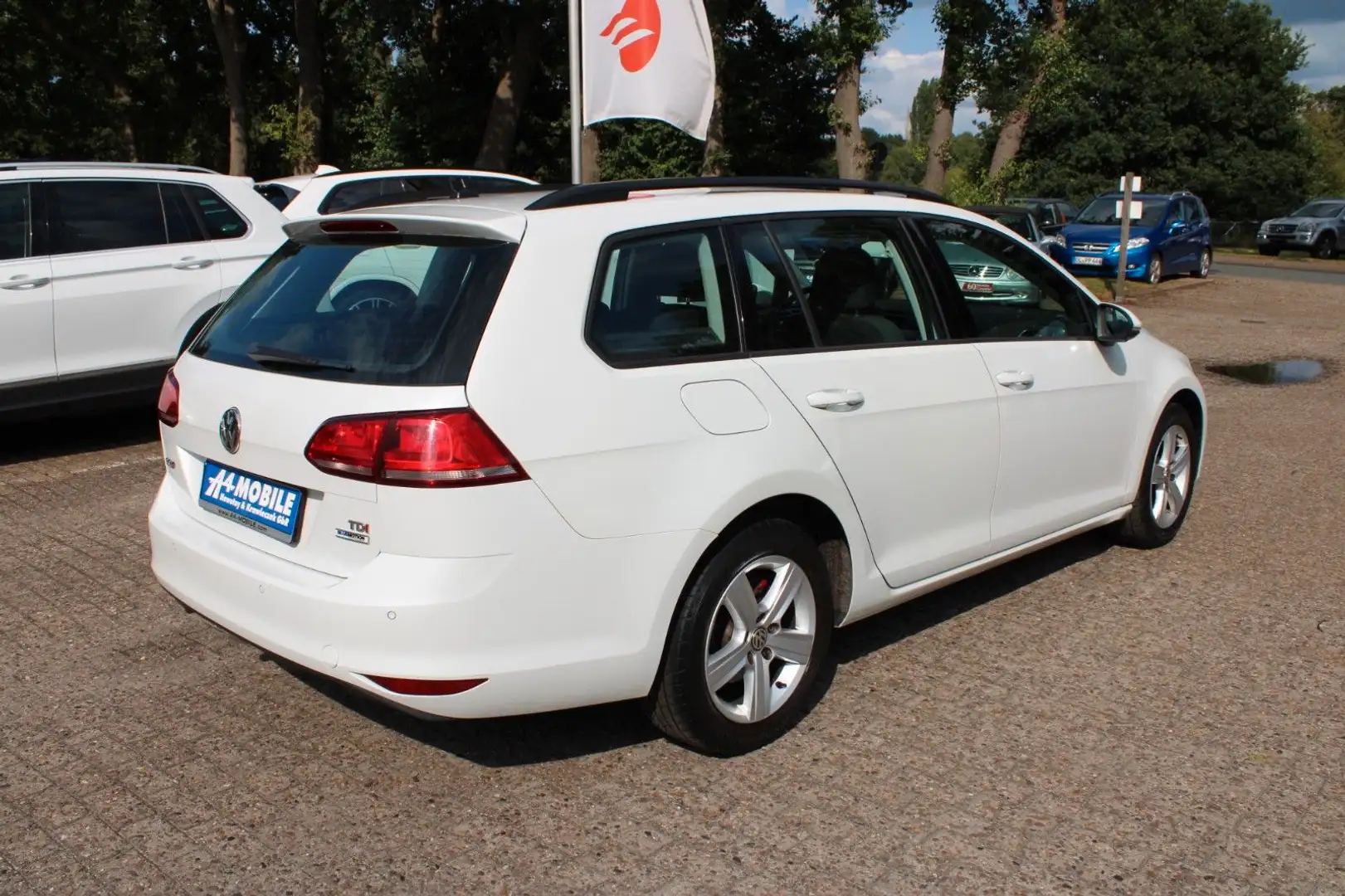 Volkswagen Golf VII Variant Comfortline 1.6 TDI DSG SHZ Nav White - 2