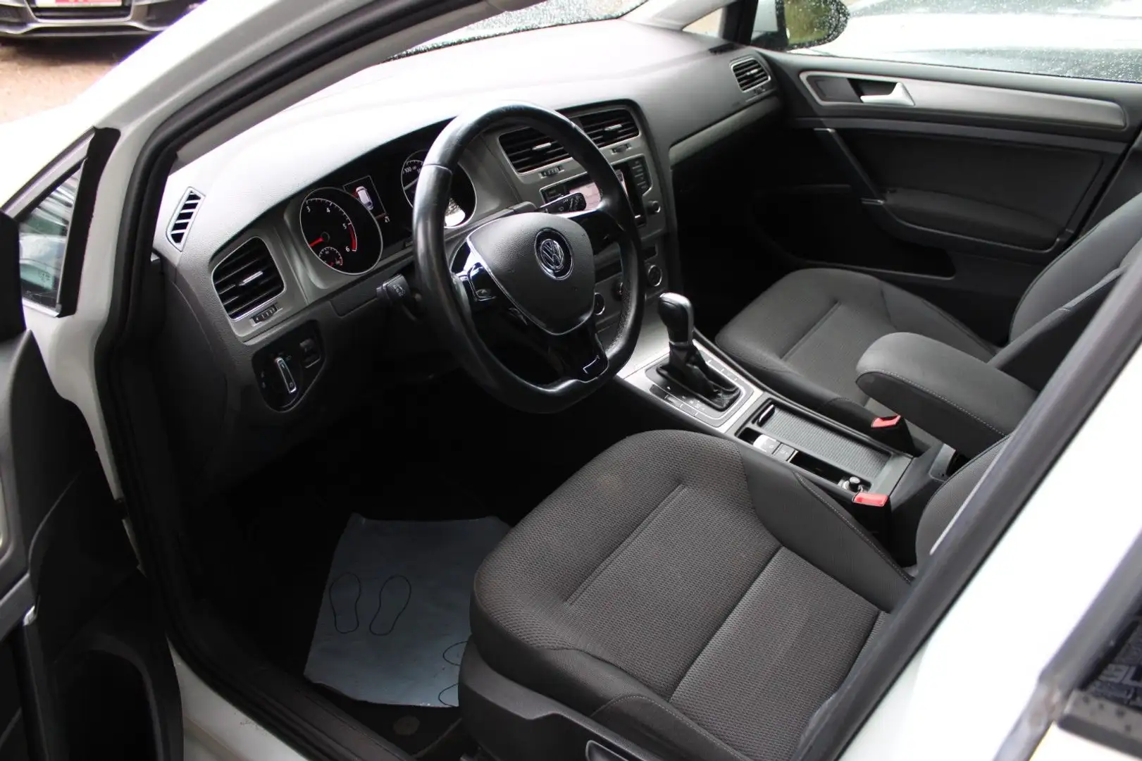 Volkswagen Golf VII Variant Comfortline 1.6 TDI DSG SHZ Nav Weiß - 2