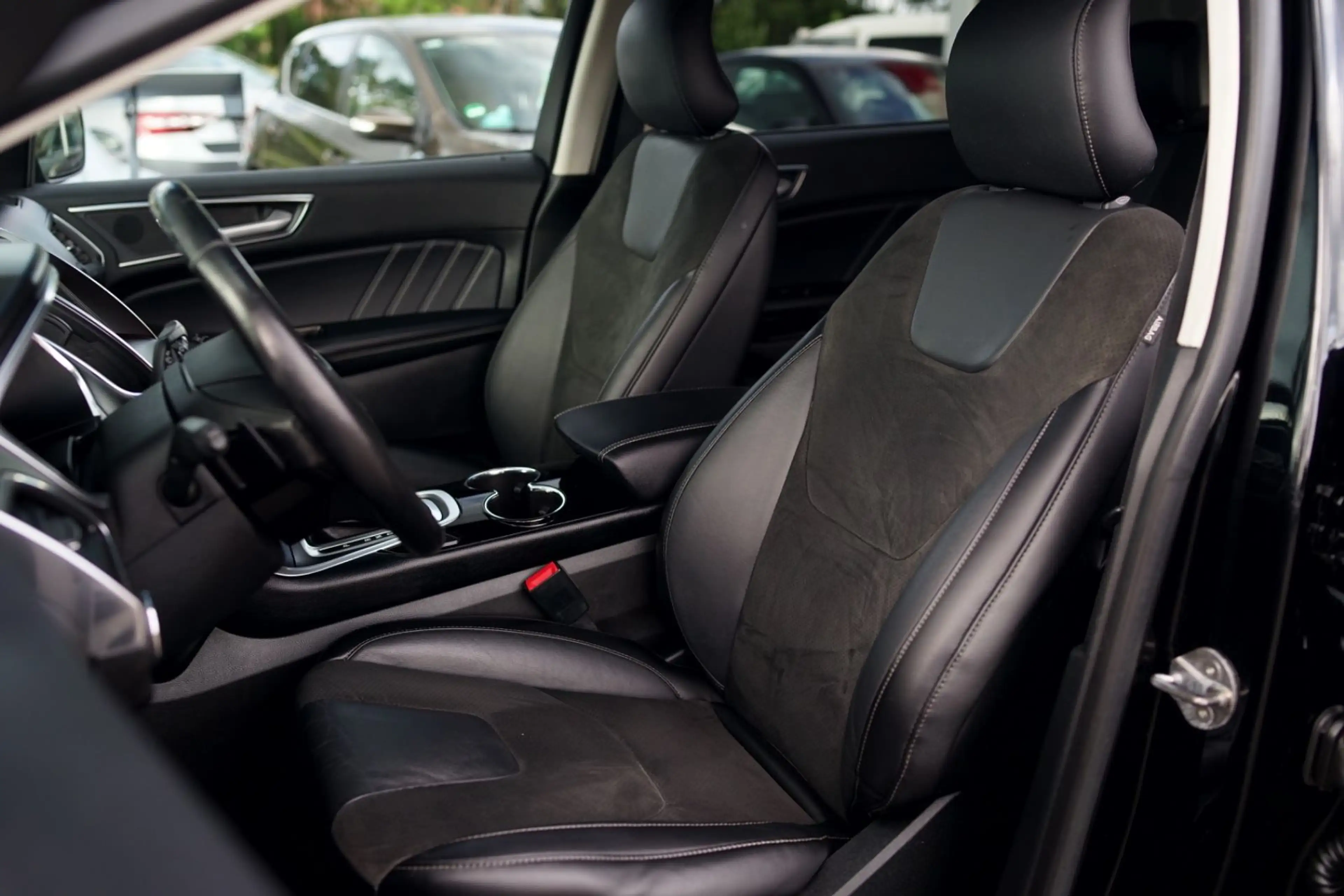 Ford Edge ST-Line 4x4 AHK Kamera Panorama CarPlay Nav — photo 12