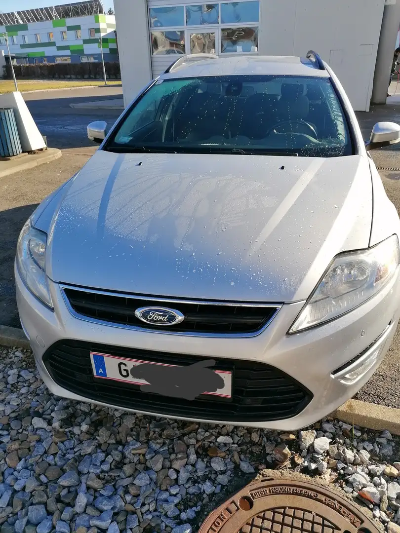 Ford Mondeo Traveller Trend ECOnetic 1,6 TDCi DPF Silber - 2