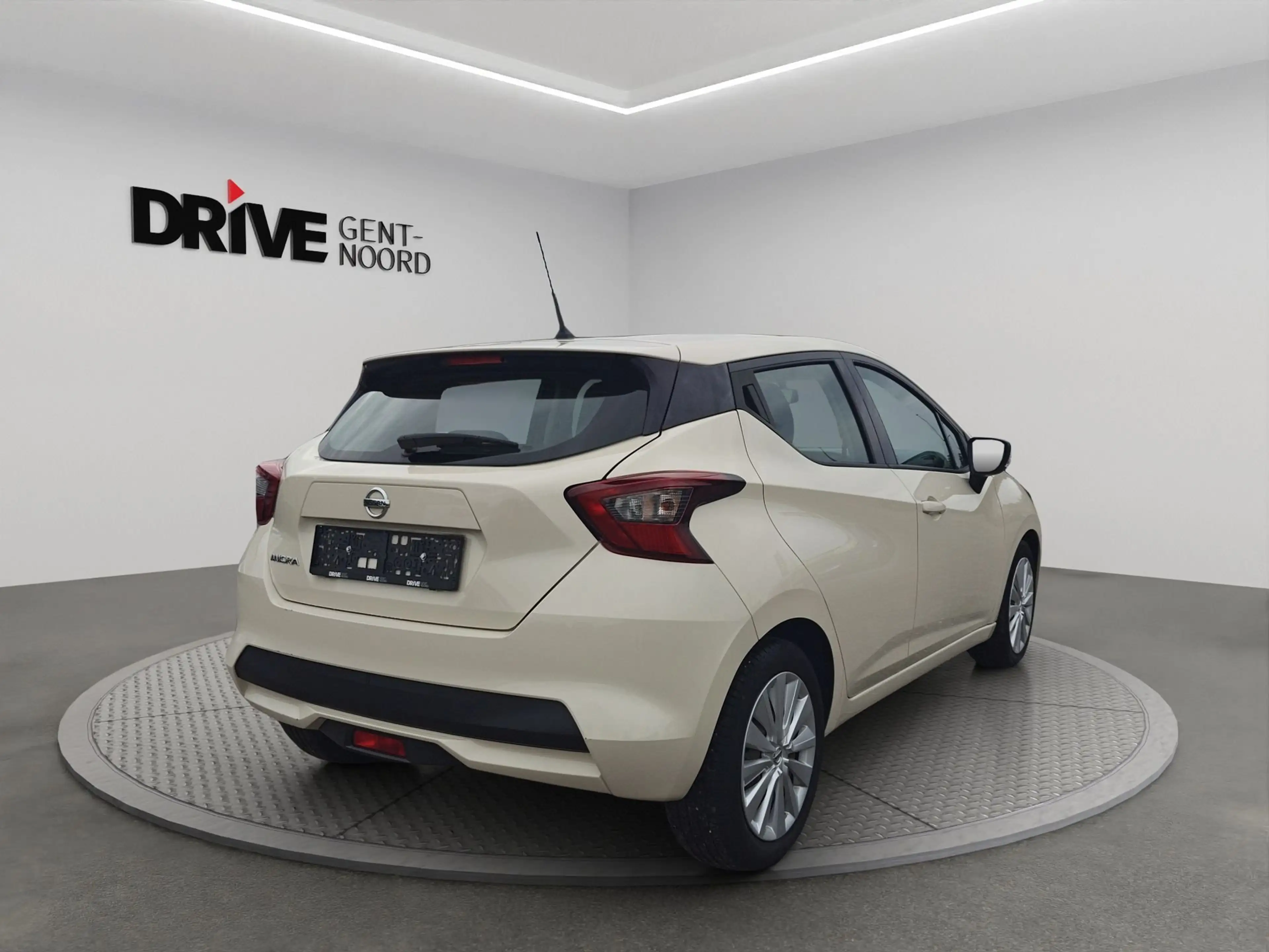 Nissan Micra IG-T Acenta — photo 5