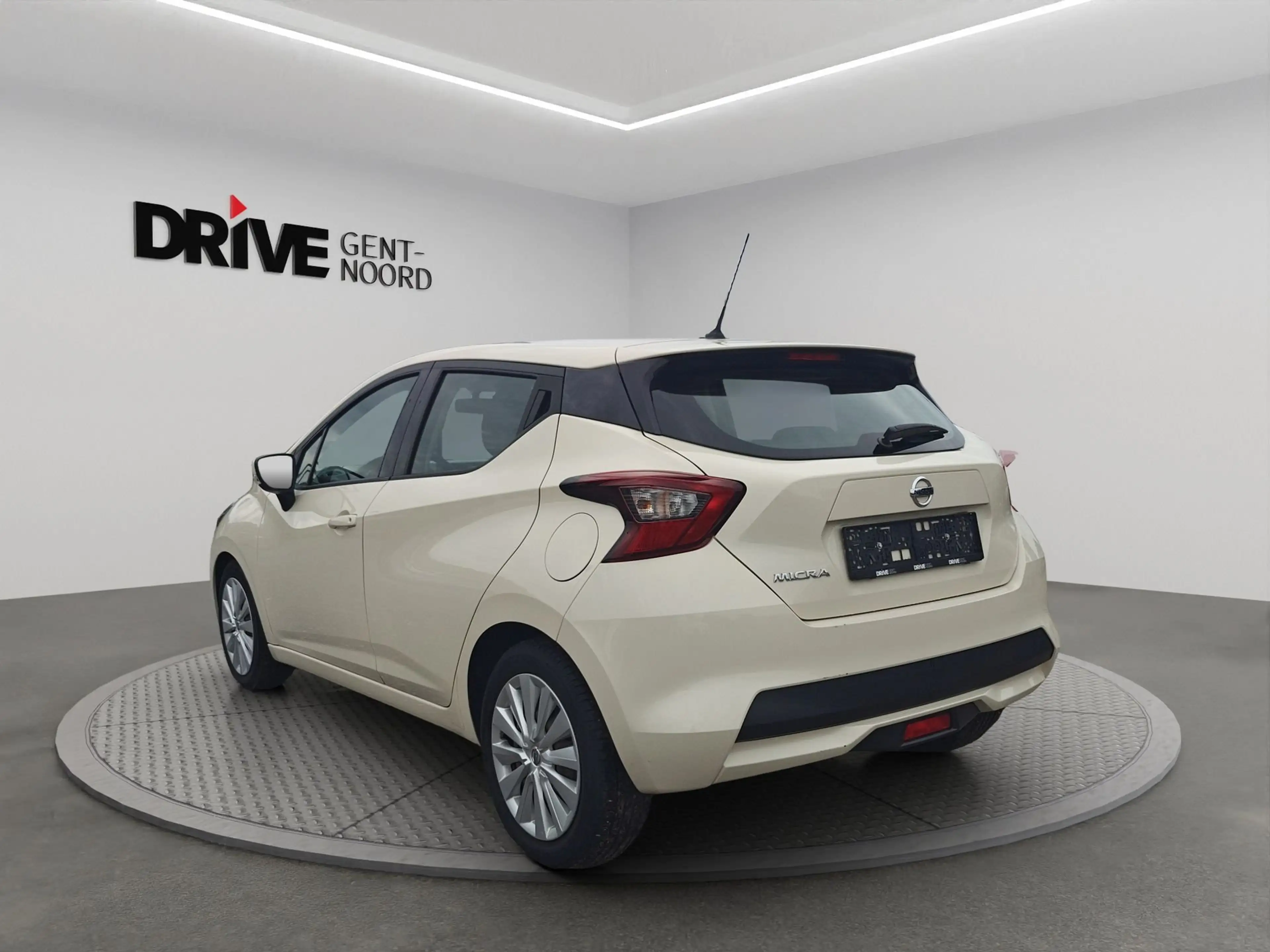 Nissan Micra IG-T Acenta — photo 3