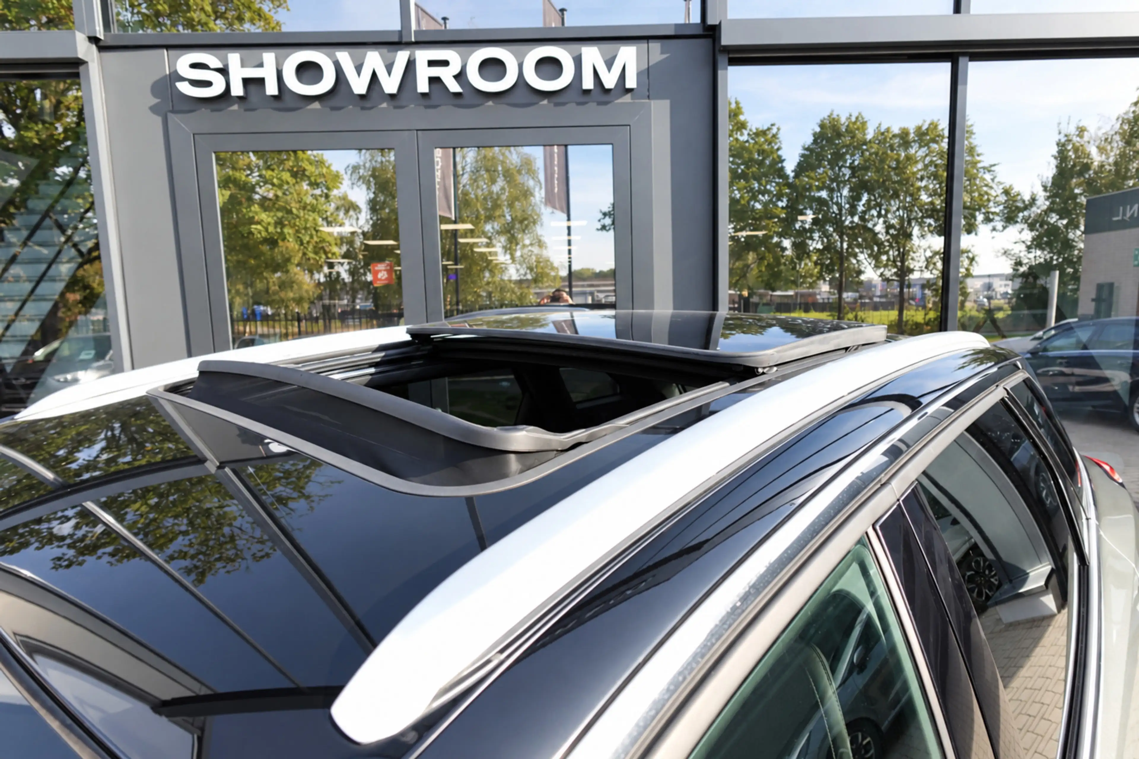 Peugeot 3008 GT 1.2 PureTech Allure PANO CAM NAVI VOL — photo 6