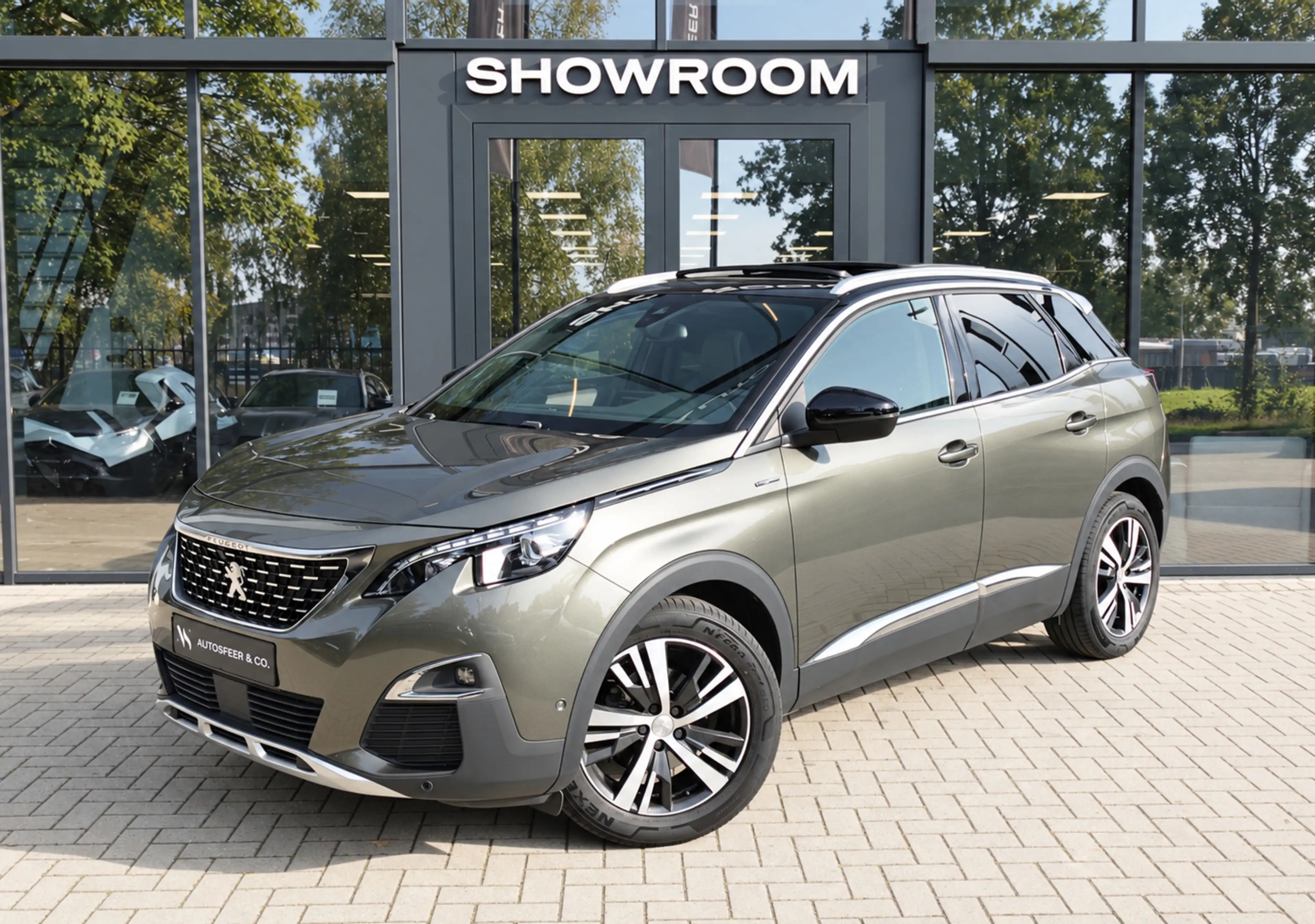 Peugeot 3008 GT 1.2 PureTech Allure PANO CAM NAVI VOL