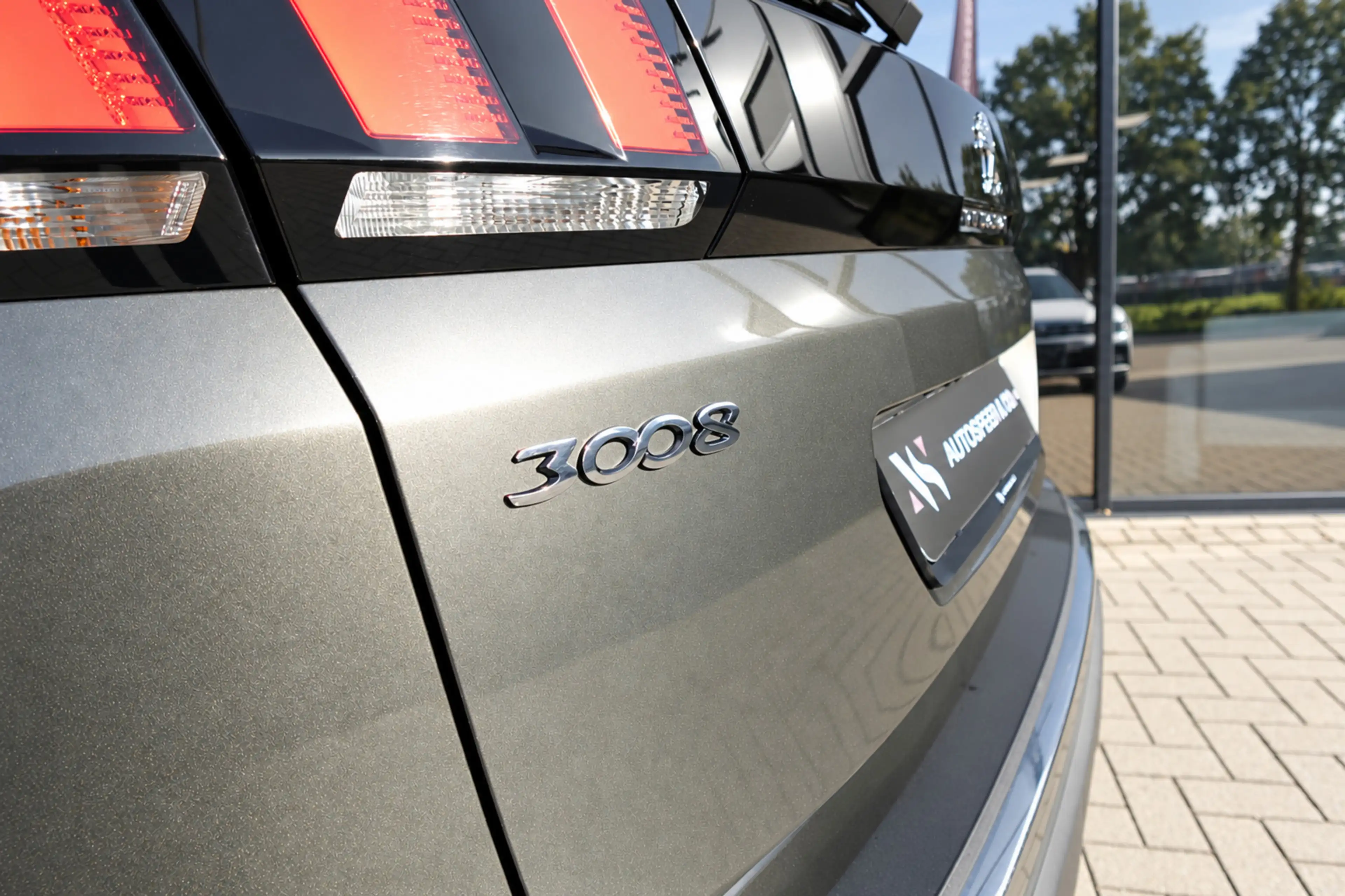 Peugeot 3008 GT 1.2 PureTech Allure PANO CAM NAVI VOL — photo 7