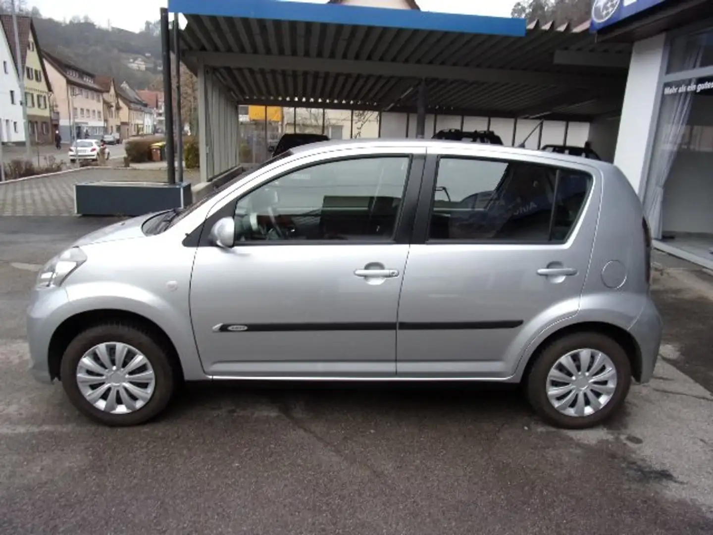 Subaru Justy Justy 1.0 Active M+S,TÜV und KD neu Plateado - 2