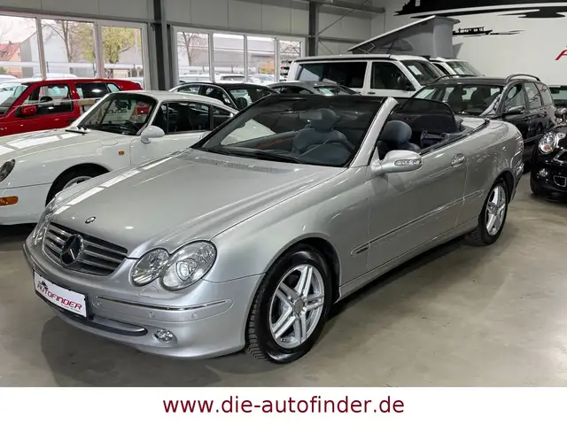 Mercedes-Benz CLK 320 Cabrio BiXenon,COMAND,Leder,BOSE,PDC