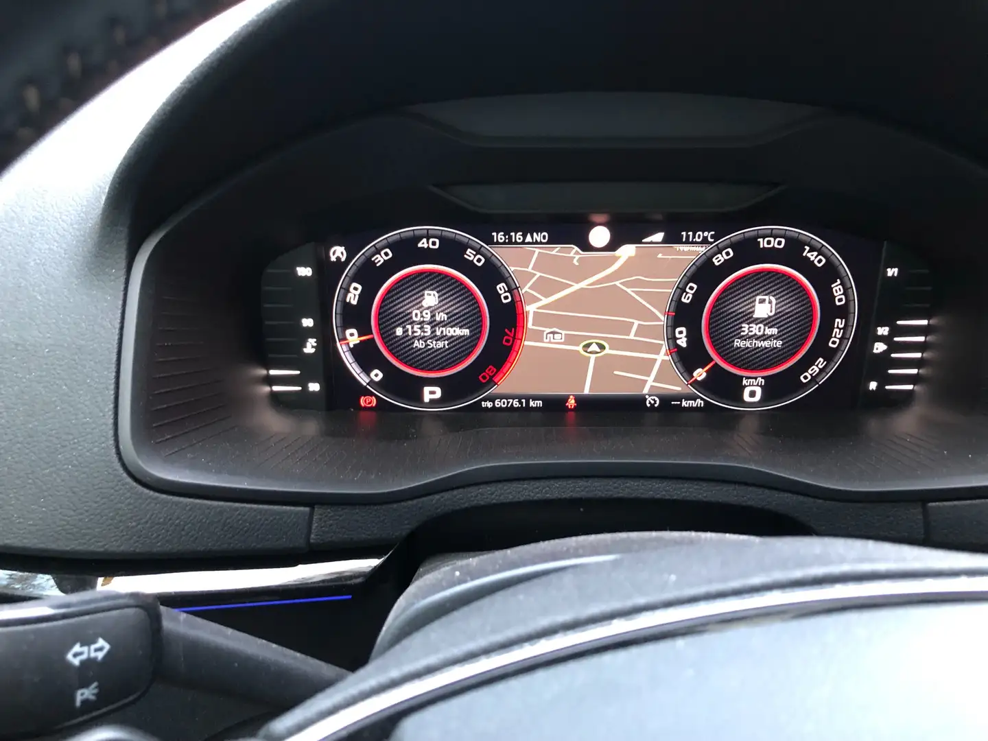 Skoda Karoq Karoq 1.5 TSI ACT DSG Sportline Roşu - 2