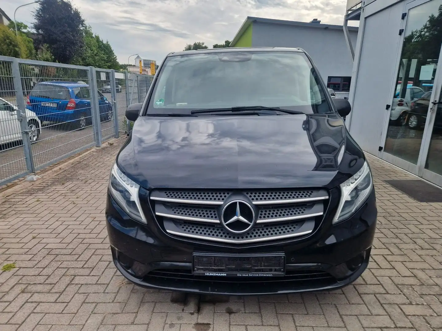 Mercedes-Benz Vito Mixto 116 119 CDI/BT extralang crna - 2