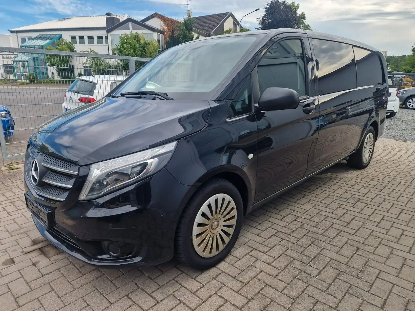 Mercedes-Benz Vito Mixto 116 119 CDI/BT extralang crna - 1