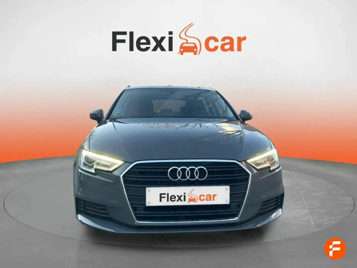 Audi A3 1.4 TFSI CoD ultra S tronic Sportback Amarillo - 2