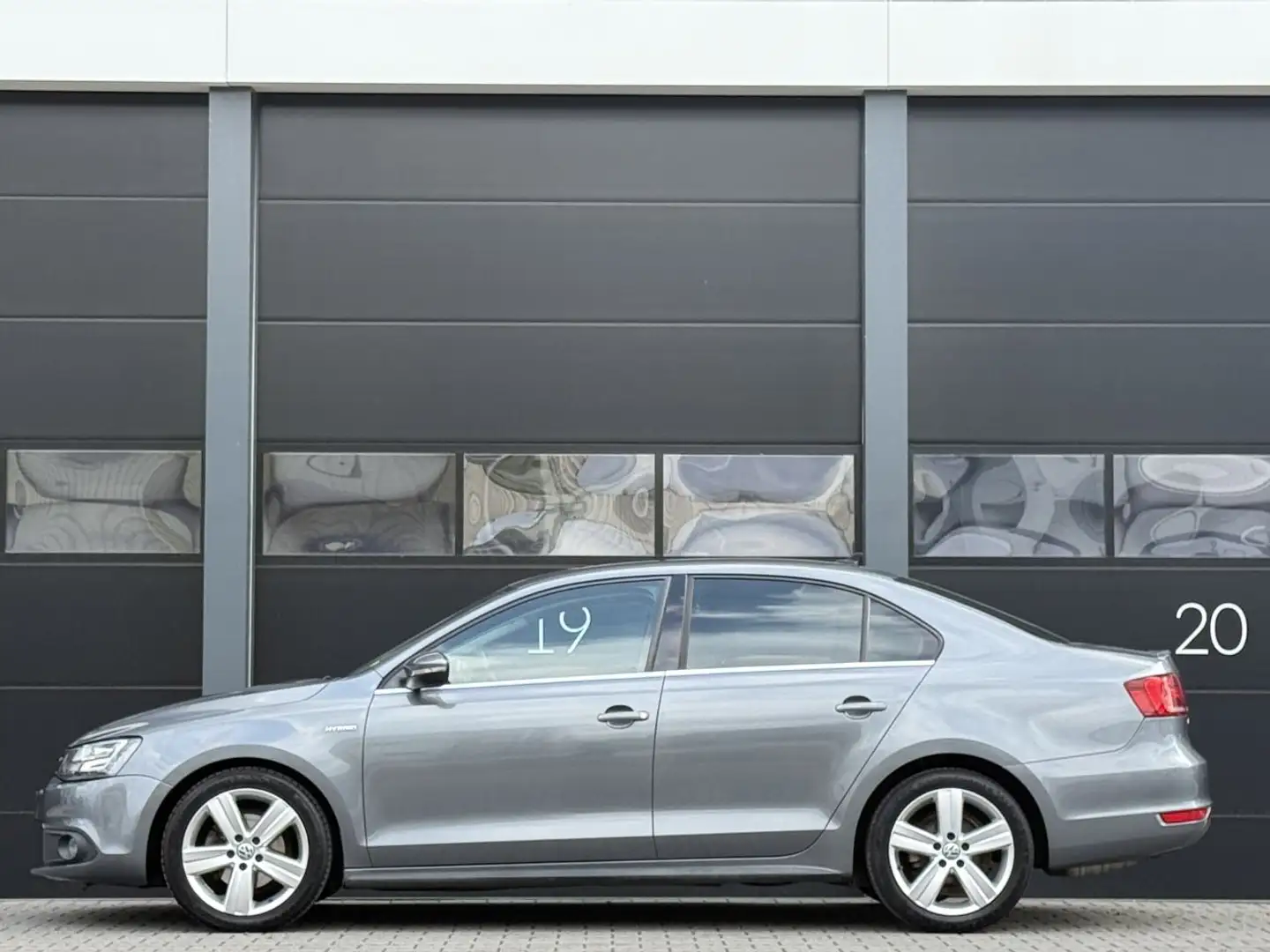 Volkswagen Jetta 1.4 TSI Hybrid Highline Grijs - 2