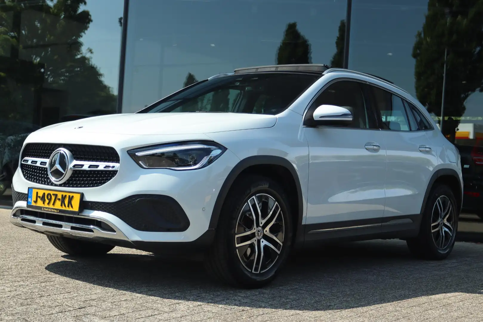 Mercedes-Benz GLA 200 AUT. BUSINESS SOLUTION LUXURY | PANO | MATRIX LED Wit - 1