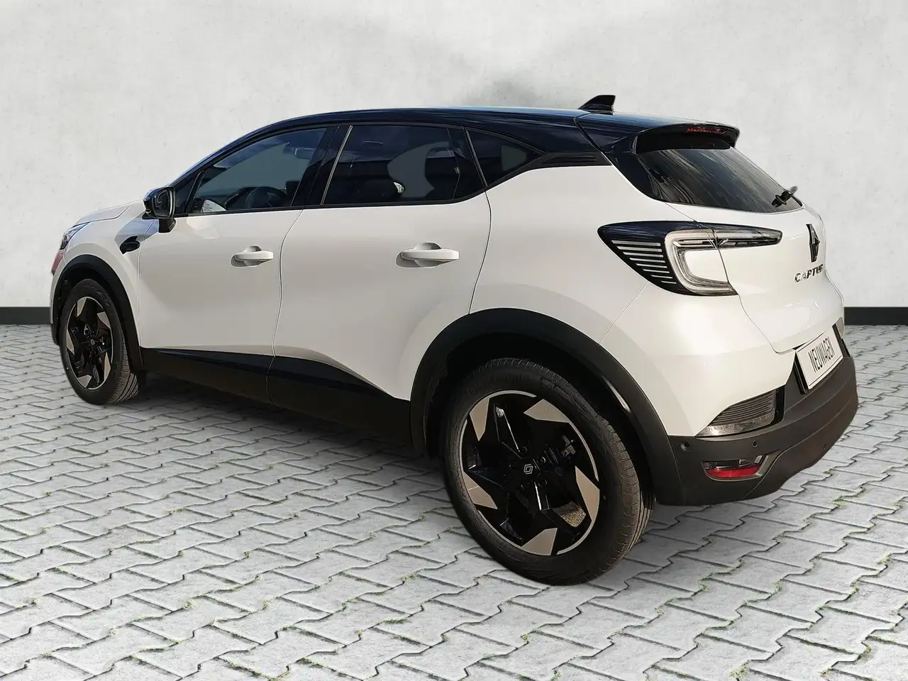 Renault Captur 140 Mild-Hybrid Techno 360Grad Kamera Nav 6