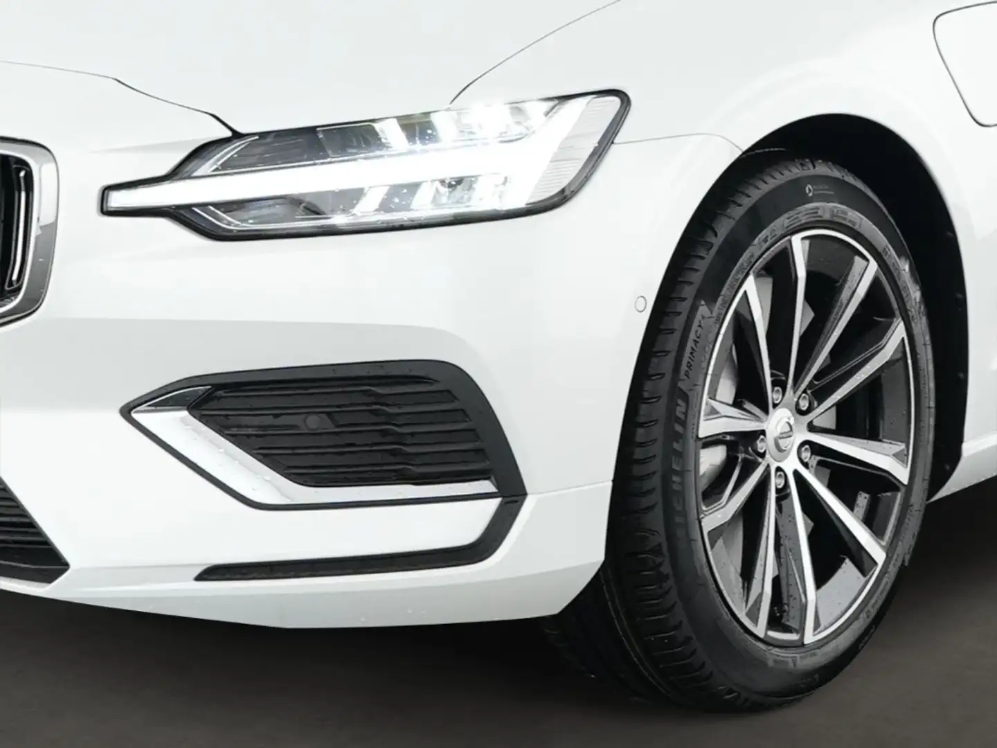 Volvo V60 T6 Core Plug-In Hybrid AWD EU6e 360°Kamera Frontsc Wit - 2