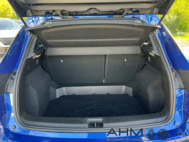 Renault Austral view 9