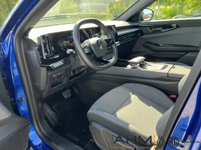 Renault Austral view 10