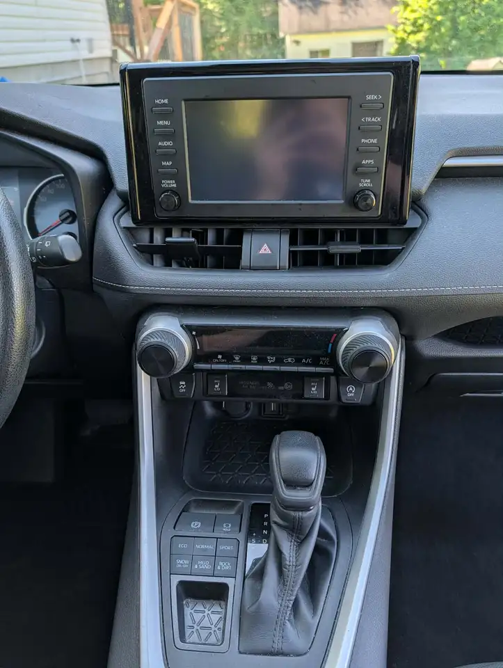 Toyota RAV 4 снимка Toyota RAV 4