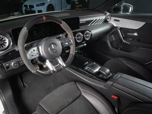 Mercedes-Benz Cla Class view 11