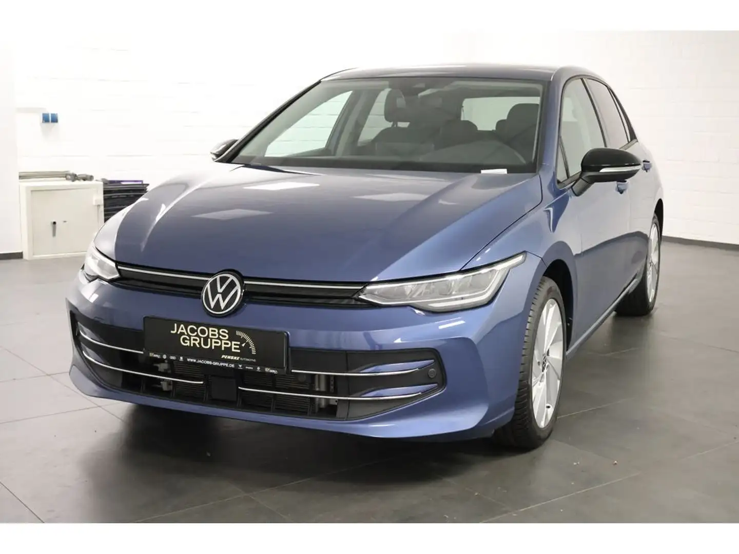 Volkswagen Golf VIII1.5 TSI Goal Navi,LED,ACC,RFK Blau - 2