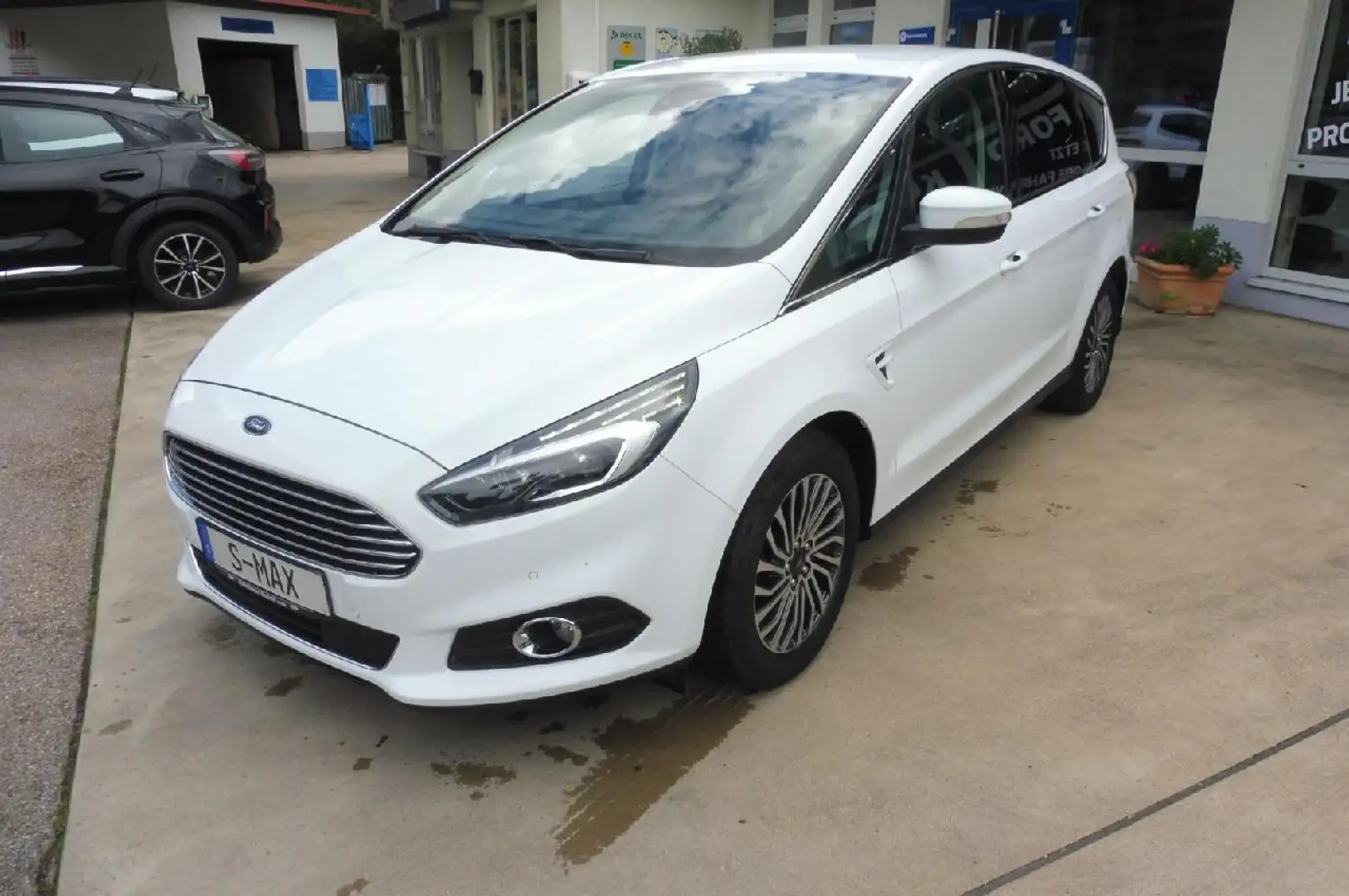 Ford S-Max S-Max 2.0 EcoBlue Titanium S/S (EURO 6d-TEMP) - 2