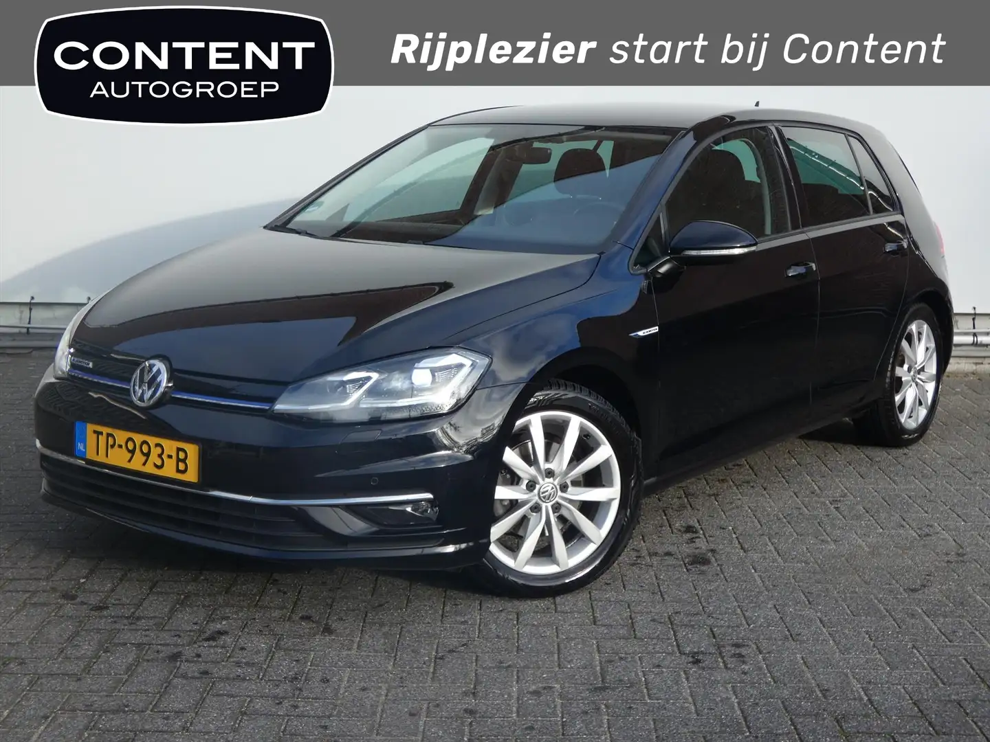 Volkswagen Golf Vii 1.5 TSI 130pk 5D BlueMotion Highline Schwarz - 1
