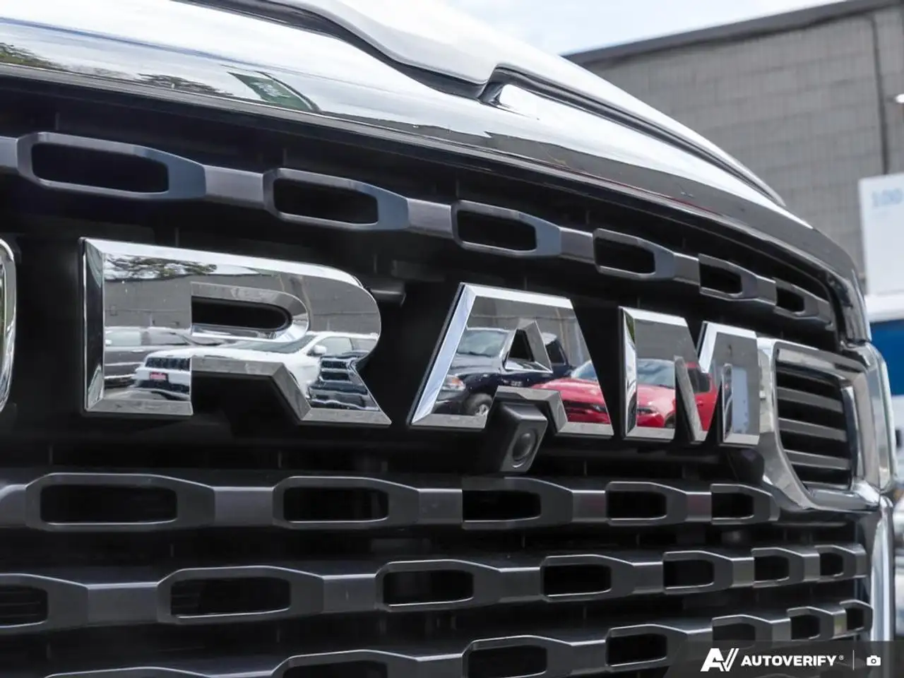 RAM 1500 снимка RAM 1500