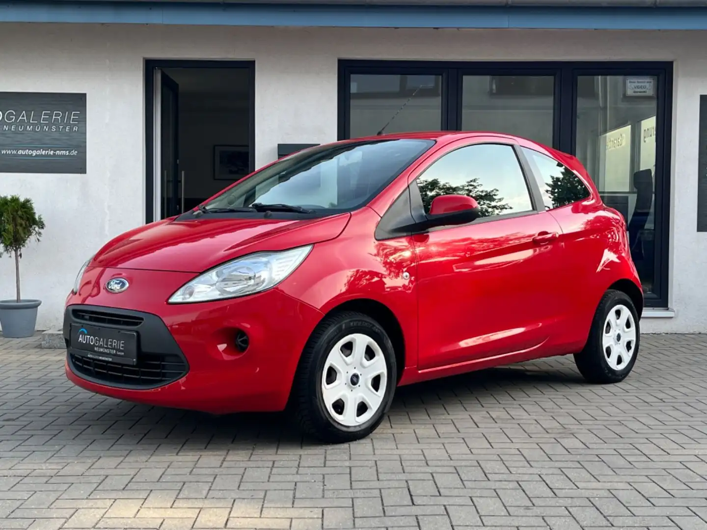 Ford Ka/Ka+ Champions Edition°S-Heft°Allwetterreifen Rot - 1