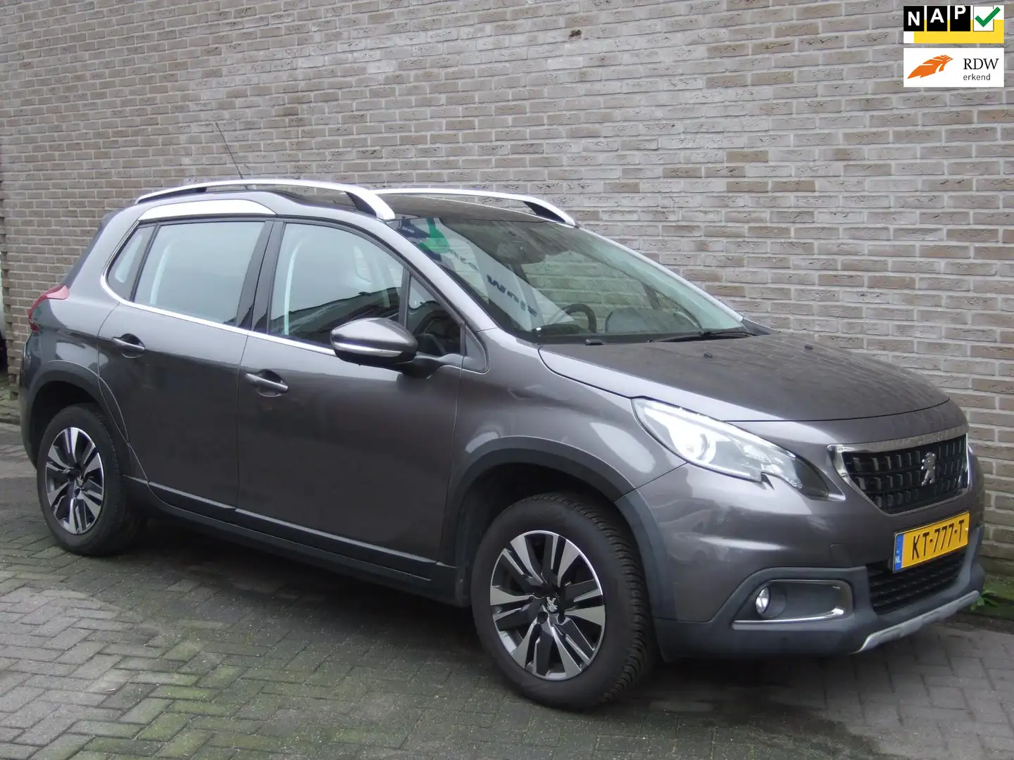 Peugeot 2008 1.2 PureTech Allure - 2e eig! - Panodak - Trekhaak Grau - 1