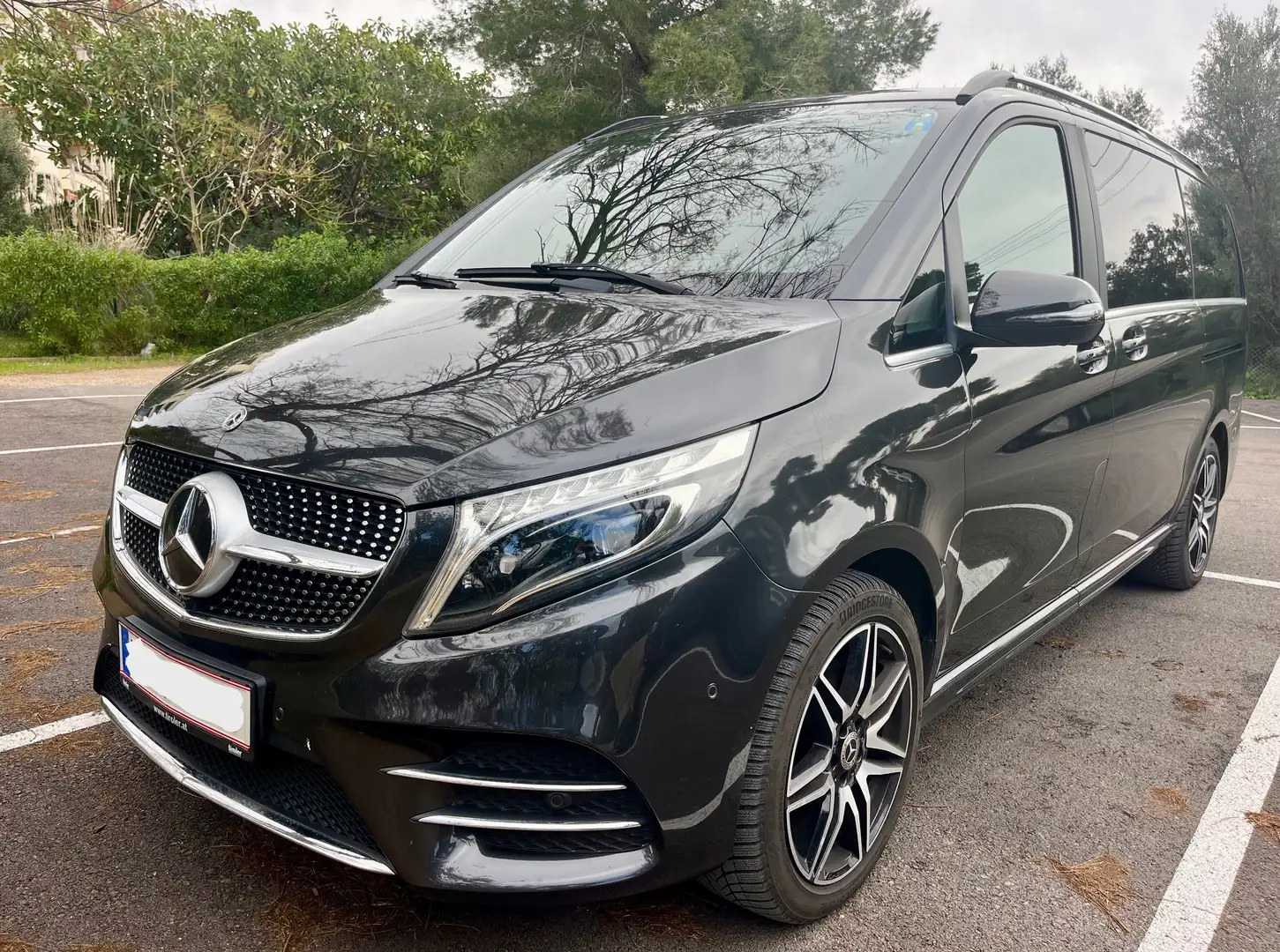 Mercedes-Benz V 300 V 300 d 4Matic lang Avantgarde A-Edition Grau - 1