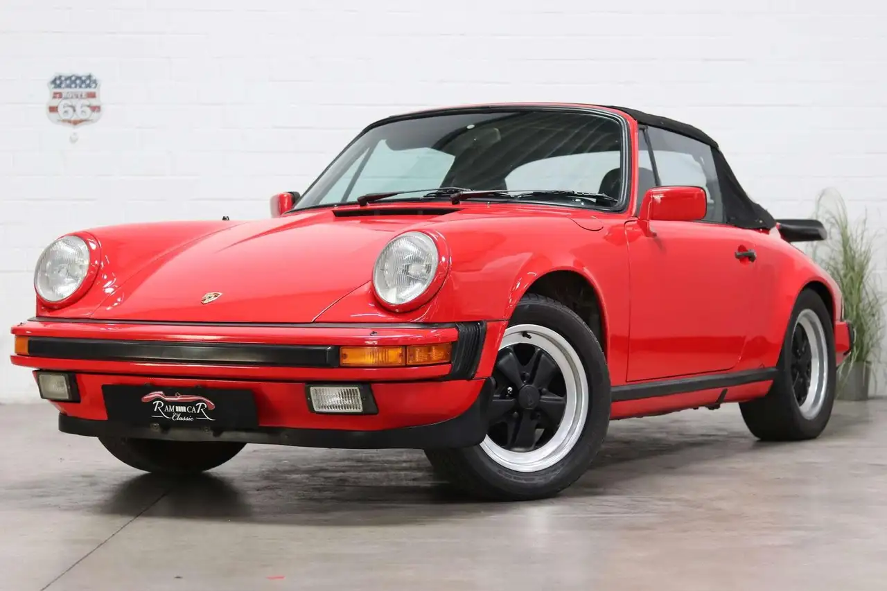 Porsche 911 Carrera 3.2 SC Cabrio, foto 2