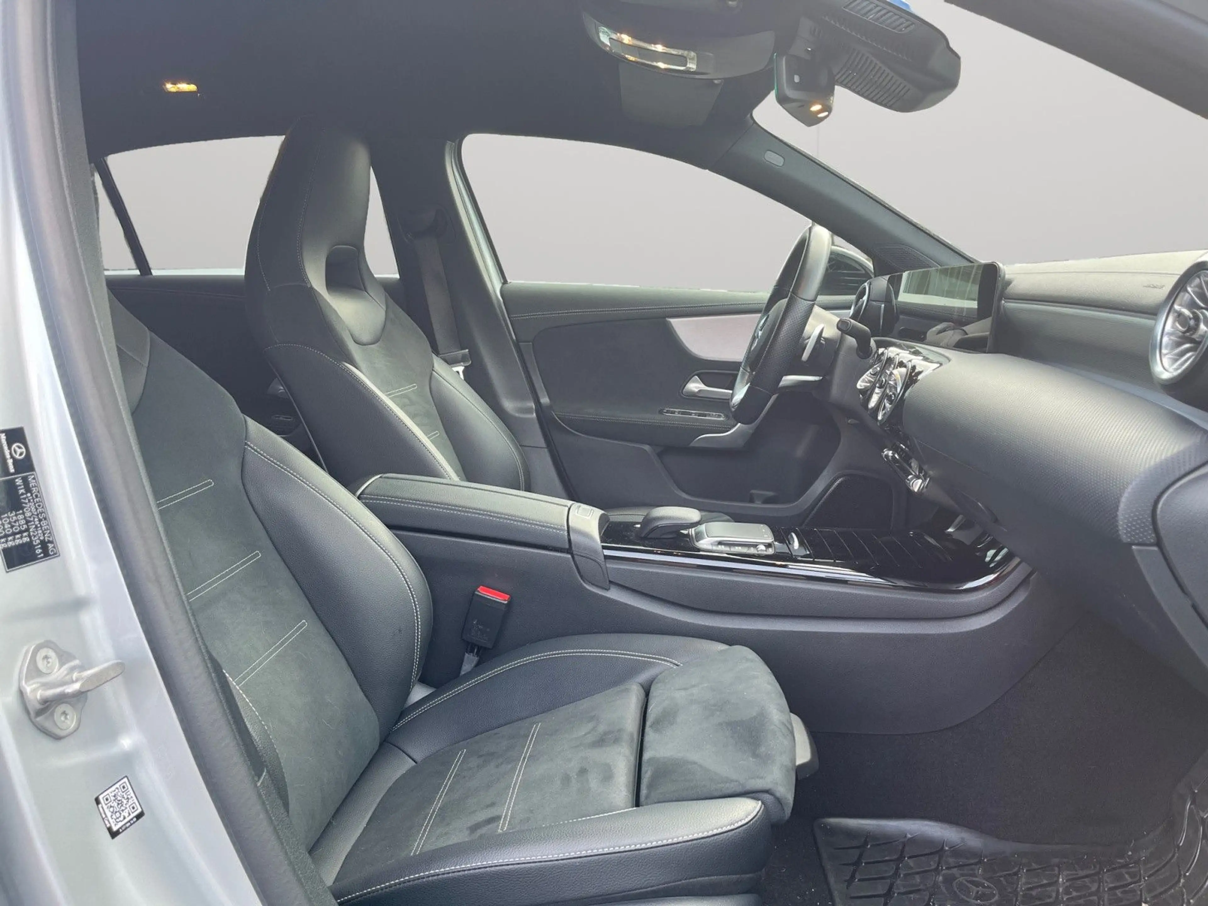 Mercedes-Benz A 200 Edition 2020 AMG — photo 11
