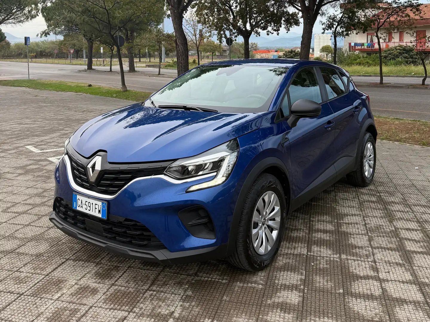 Renault Captur II 1.0 tce Zen Gpl 100cv Blauw - 1